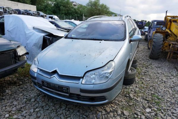 Dezmembrez Citroen C5, 2004, 1.6HDI, diesel, manuala