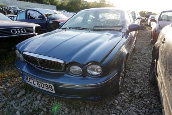 Dezmembrez Jaguar X-Type V6 SE, an 2001, motorizare 2.5 benzina, automata